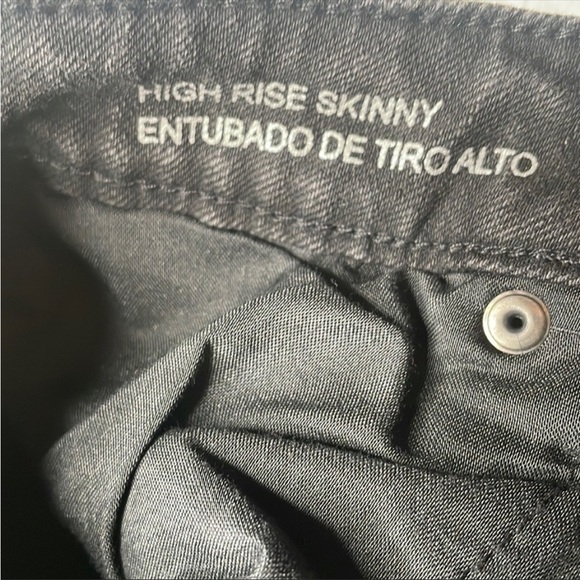 Wild Fable Black Denim Jeans Raw Hem Distressed Skinny High Rise Busted - Picture 7 of 11